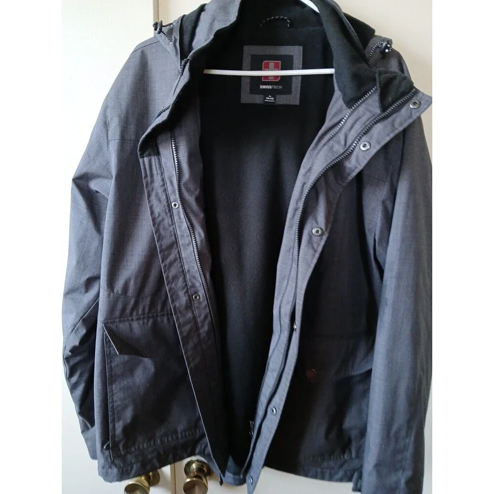 Swisstech Mens Grey/Black Hooded Winter Coat/Jacket M(38-40) GENTLY USED